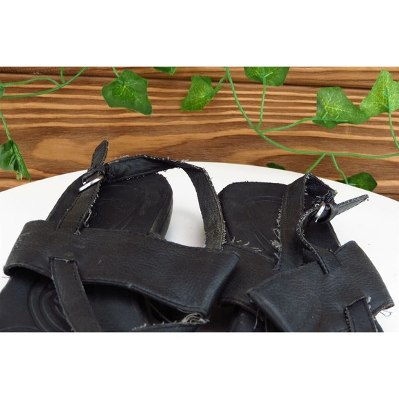 Born concept Sz 9 M Black Strappy Synthetic Women Sandals - Picture 3 of 7